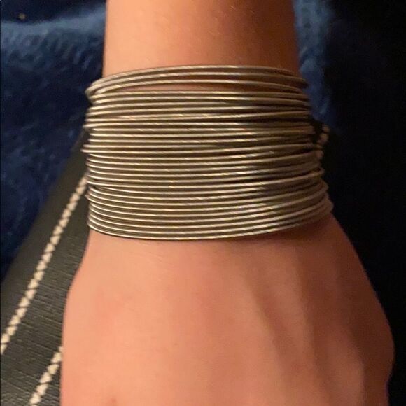 Guitar String Bracelets. Set of 50. Super Stylish. - Picture 2 of 3